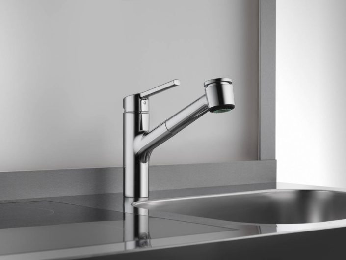 Eine gut gestaltete und ergonomische Wasserarmatur gehört zu einer anspruchsvollen Kücheneinrichtung dazu. Foto: KWC