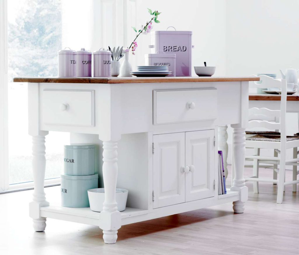 Kochen, Küche, Kücheninsel, Küchenmöbel, Küchentisch, Landhaus, Tisch , landhausstil, suppan & suppan, vollholz, aufbewahrungsschrank, zubereitungstisch