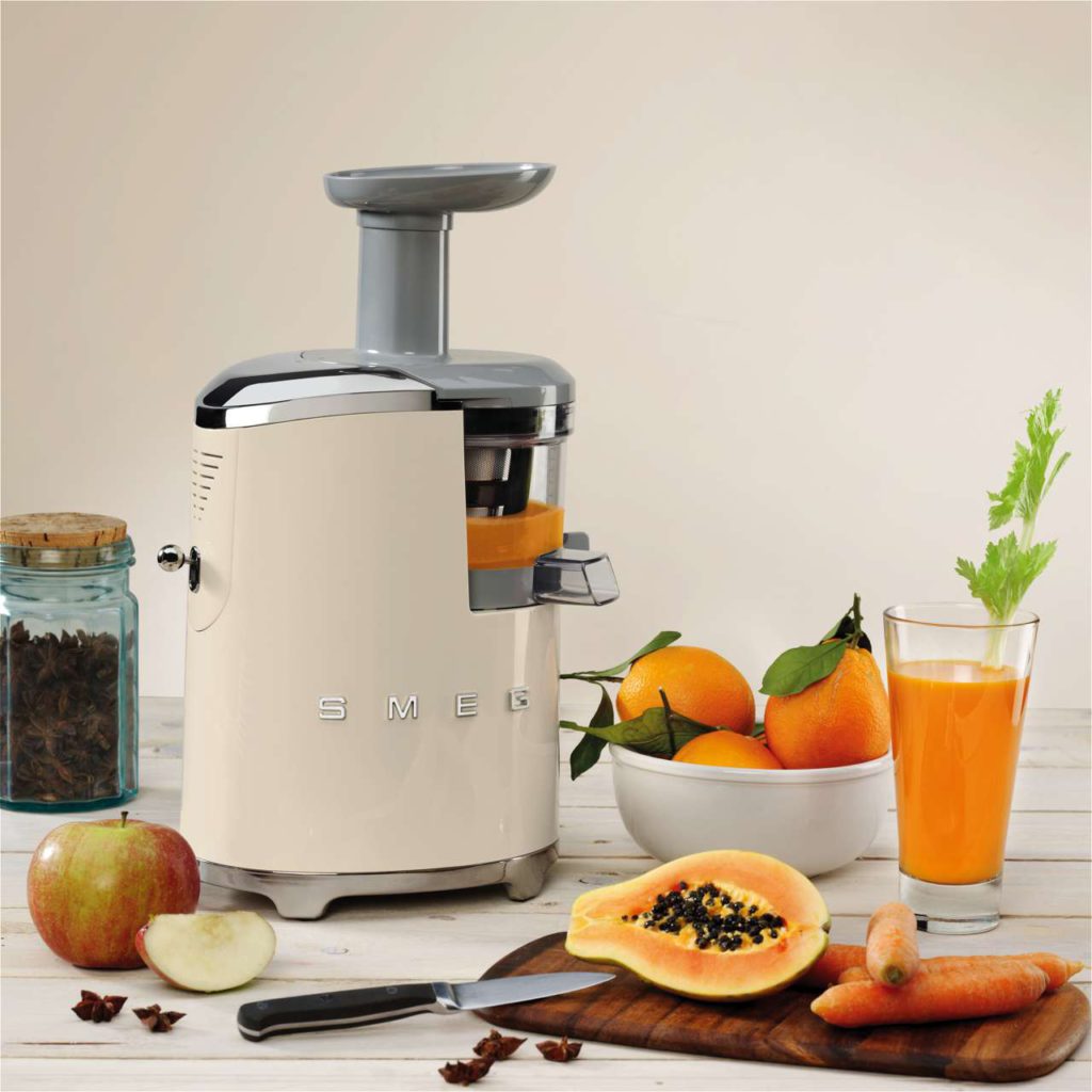Smeg Slow Juicer, gesund entsaften, schöner Entsafter, guter entsafter