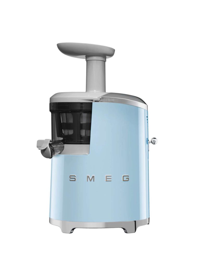 SMEG Slow Juicer, gesund entsaften, schöner Entsafter, guter entsafter, hellblau