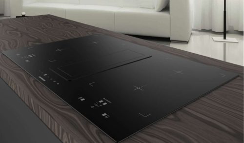 Mit Spot und Overall rückt SILVERLINE Das Kochen ins rechte Licht. Foto: SILVERLINE