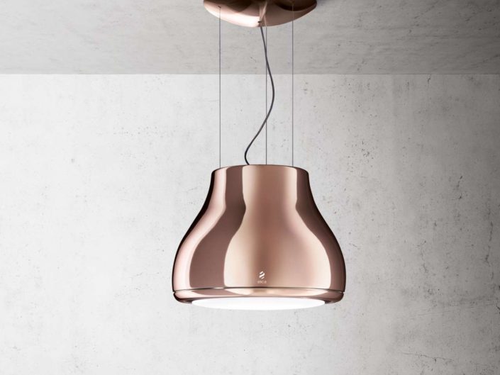 Beleuchtung und Technologie verschmelzen bei der Shining Copper Haube mit Stil und Eleganz - hier in Kupfer. Design Fabrizio Crisà. Foto: Elica