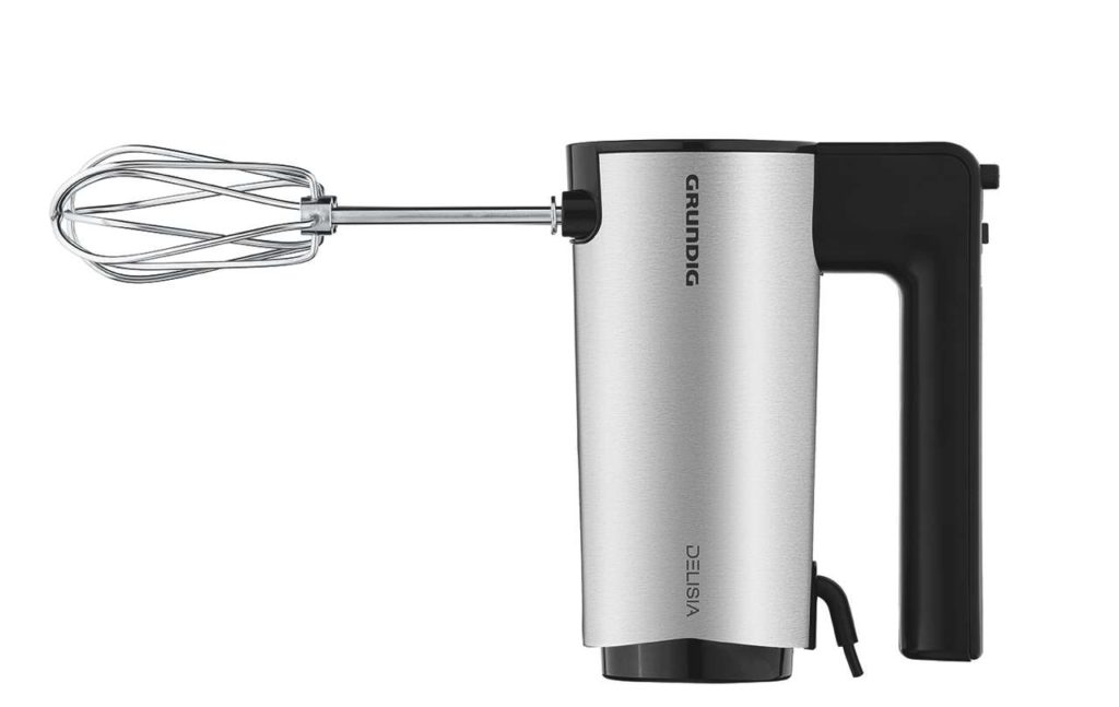 Der Handmixer HM 7680 verfügt wie alle Delisia Geräte über einen hochwertigen Edelstahlkorpus. Sechs Geschwindigkeitsstufen plus Turbostufe sorgen für perfekte Ergebnisse in Sekundenschnelle. Foto: © Grundig Intermedia 