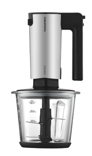 Das Handmixer-Set HM 8680 verfügt zusätzlich über einen Multi-Zerkleinerer mit Vierfach-Edelstahlmesser und 1 l Glas- Arbeitsbehälter für das Zerkleinern von Fleisch, Obst, Gemüse, Nüssen, Kräutern, u.v.m. Foto: © Grundig Intermedia