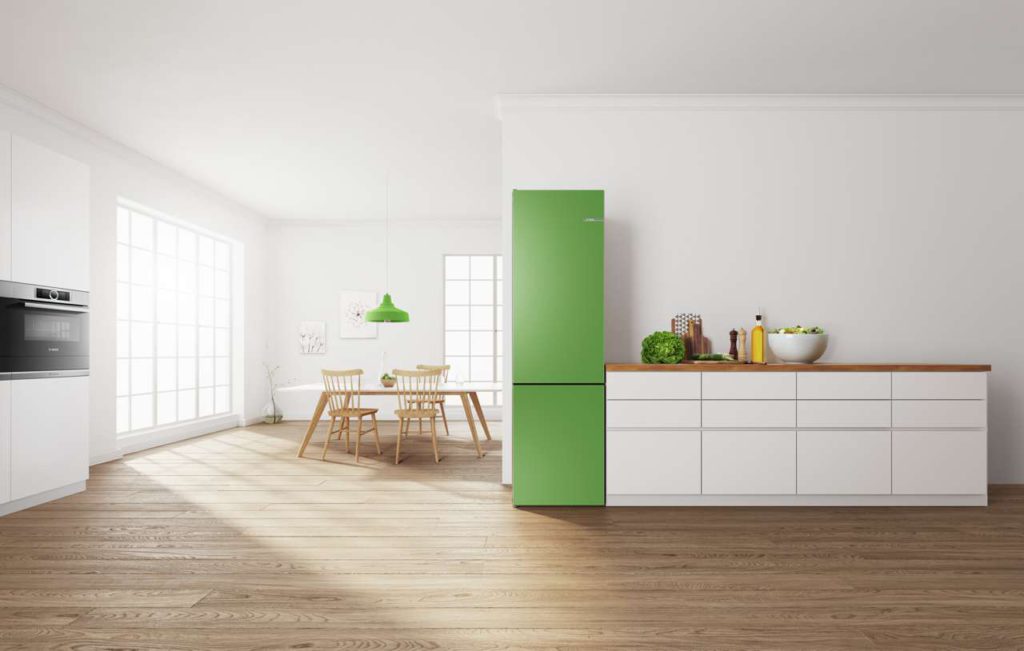 Der erste Kühlschrank, der seine Farbe ändern kann: Handel wählt Bosch Vario Style zur „Top 10 Technik“ 2017. Foto: Bosch