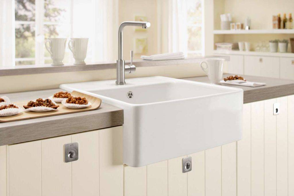 Keramikspüle im Landhausstil. Foto: Villeroy & Boch