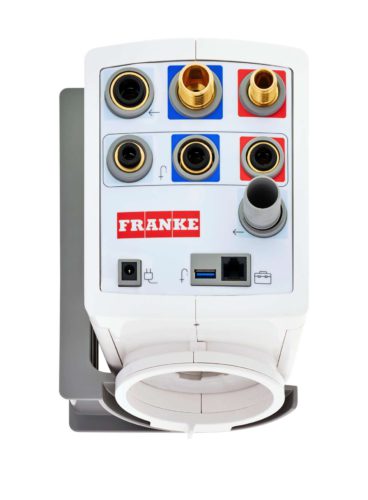 Die Franke M-Box beinhaltet die gesamte technische Steuerung und den Franke Pro M Filter. Der 5 Liter Boiler füllt selbst große Töpfe mit kochendem Wasser. Fotos: Franke GmbH