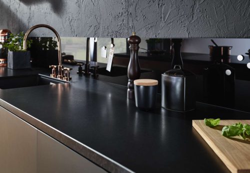 Granit Nero Assoluto strukturiert. Foto: Lechner