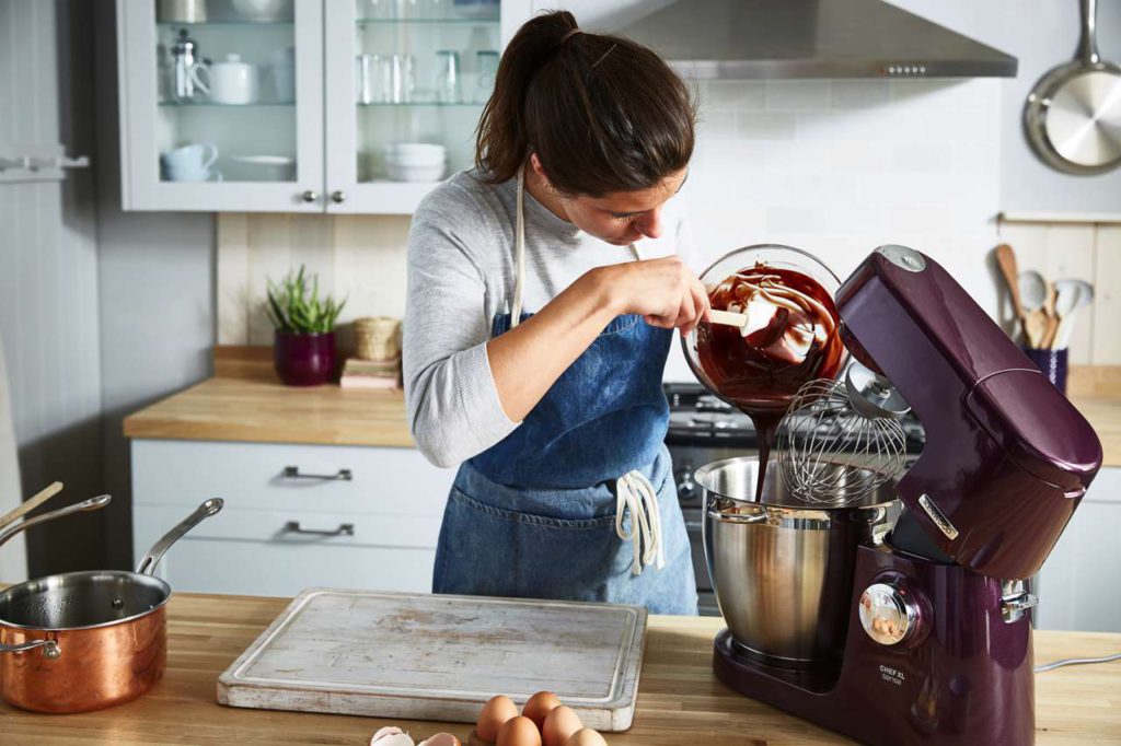 Der passende Backpartner für jeden Zubereitungsschritt. Foto: Kenwood