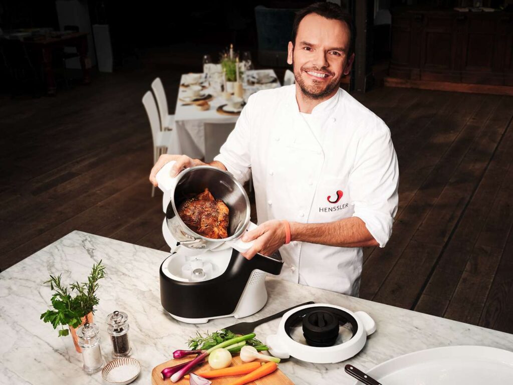 Flacher Aufsatz für perfektes Anbraten und Karamellisieren. Temperatureinstellungen bis 150°C. Foto: Krups