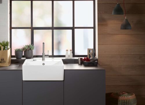Spülsteine setzen optisch Akzente und stellen einen besonderen Blickfang in der Küche dar. Foto: Villeroy & Boch