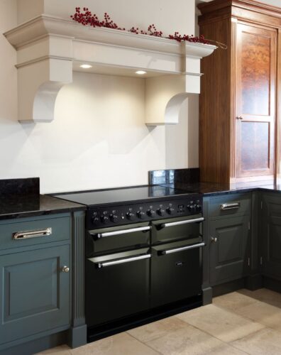 Der neue AGA Masterchef Deluxe ist in den Farben Black, Cranberry, Cream, Pearl Ashes und Pewter erhältlich. Foto: AGA