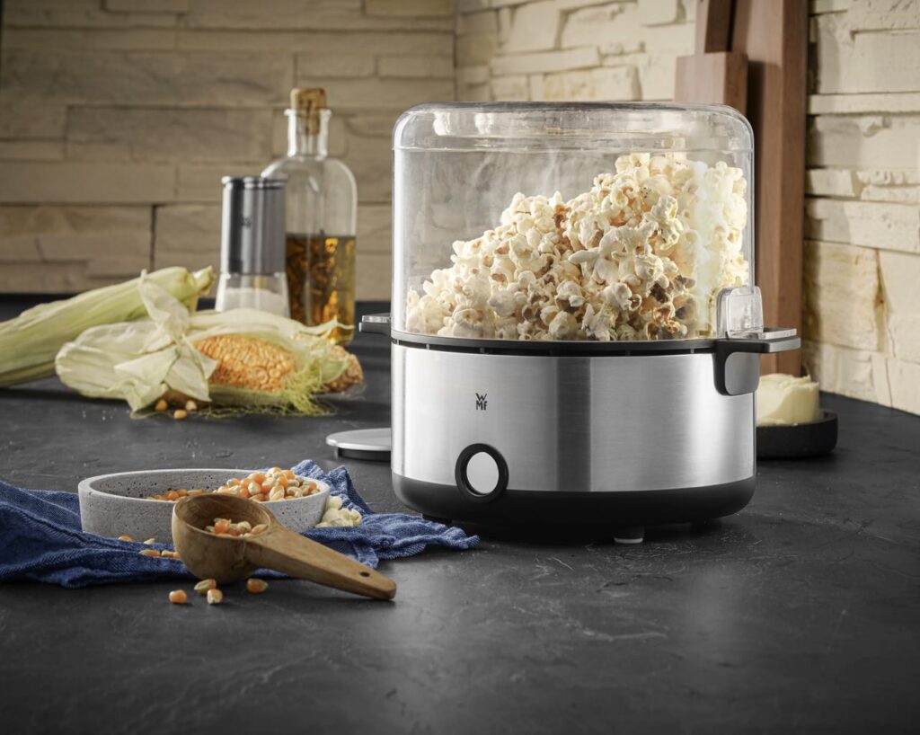 Großer Auftritt für den kleinen Star: Der WMF KÜCHENminis Popcorn Maker. Foto: WMF