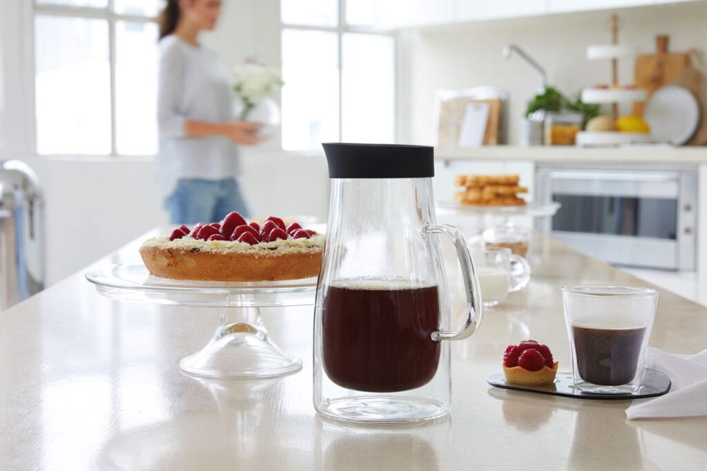 Für Ihr Lieblingsgetränk: moderne Kaffeekanne aus der Leonardo Serie „Duo“. Foto: Leonardo 