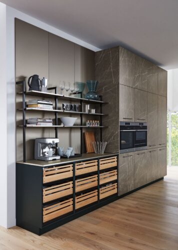 Die neue „Free Style Wall“ eröffnet neue Möglichkeiten der Küchenplanung. Foto: Ballerina