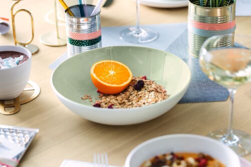 Das Geschirr von Villeroy & Boch gibt es in zwei Dekoren: „Uni“ oder „Leaf“. <br> Foto: Villeroy & Boch