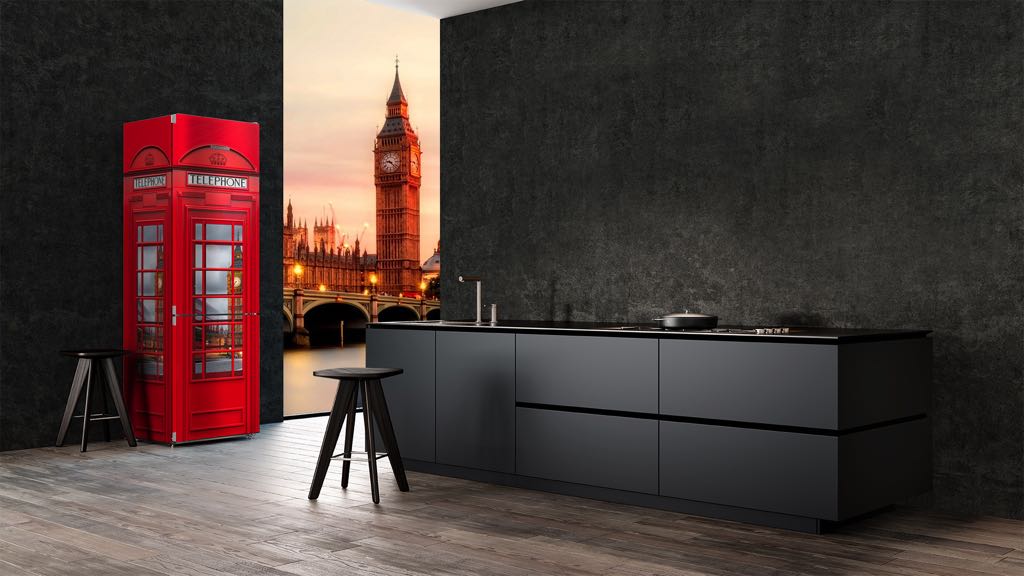 Ein faszinierendes Design: Die Londoner Telefonzelle als Kühlschrank. Foto: Liebherr