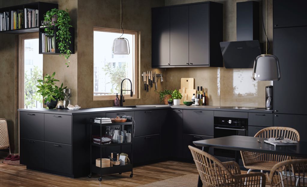 Die Küchenplanung verändert sich. Küchen können zukünftig vom Käufer aktiv mit gestaltet werden. Foto: Inter IKEA Systems B.V.
