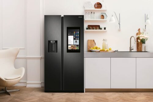 Mit seinem 21,5 Zoll großen Touchscreen wird ein Family HubTM schnell zum Mittelpunkt der gesamten Familie. Foto: Samsung