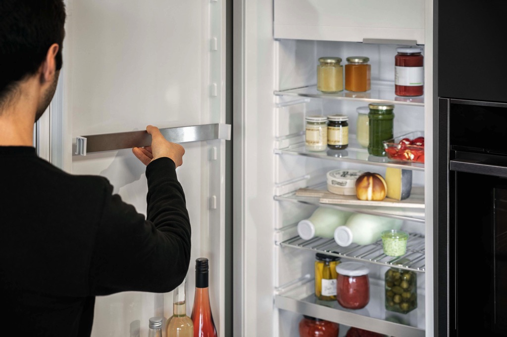 Das Innenleben des Kühlschranks neu gedacht: FlexCooling sorgt mit variabler Türfachordnung für die größtmögliche Gestaltungsfreiheit. Von NEFF.