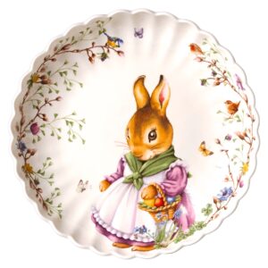 Ja, wohin möchte denn die hübsche Hasenfrau? Aber keine Sorge, so schnell wird sie nicht vom Porzellanteller aus der Kollektion „Spring Fantasy“ weglaufen. Von Villeroy & Boch.