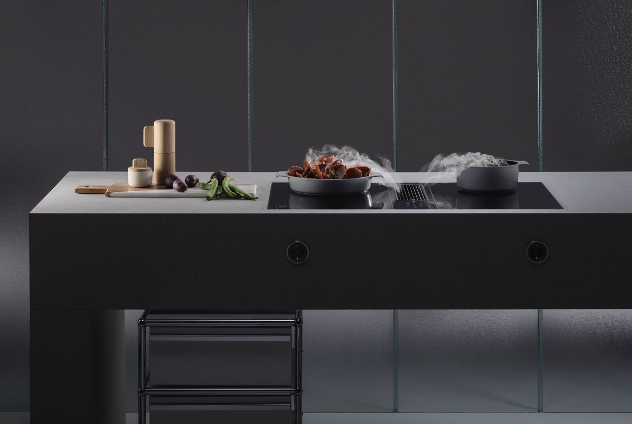 Der puristisch-minimalistische Look der BORA Classic 2.0 integriert sich dezent in die Küchenarchitektur.