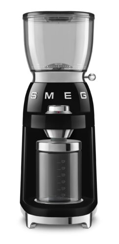 Mehr als nur ein schickes Accessoire: Das Design-Duo aus Kaffeemühle (CGF11) und Milchaufschäumer (MFF11) komplettiert den Kaffeegenuss.  