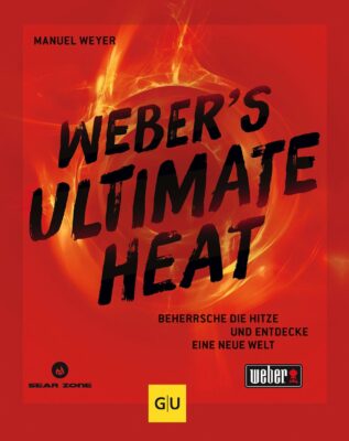 Perfekte Röstaromen, krosse Kruste, zarter, saftiger Kern – die Kombination aus präziser Temperaturregelung und hoher Hitze macht’s möglich. Manuel Weyer zeigt in seinem Buch „Weber’s Ultimate Heat“ wie es geht. Gerichte mit Fleisch und Fisch über Veggie-Gerichte mit Gemüse und Obst bis hin zu Süßem und Gebackenem sorgen für erstklassigen Grillgenuss! Erschienen bei Gräfe und Unzer, 39 Euro.