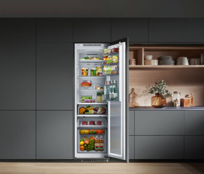 Die neue Geräte-Generation bei Samsung verfügt über „Digital Inverter Kompressoren“ und anderen Funktionen, die beim Energiesparen unterstützen können. Eine Idee ist die „Twin Cooling Technologie“. Sie ermöglicht, dass zum Beispiel das Gefrierfach als normales Kühlfach genutzt werden kann oder sich eines der Fächer komplett abschalten lässt.   