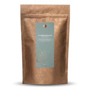 Der vitalisierende Wintertee „Benifuuki“ ist besonders reich an Catechinen und Polyphenolen. Hergestellt wird er nach eigener, spezieller Rezeptur aus dem stärksten Grüntee, Cistus incanus L. und acht wichtigen Kräutern. Der Bio- Anbau hat eine hervorragende Qualität. Von Sunday Natural, ca. 12 Euro.
 
